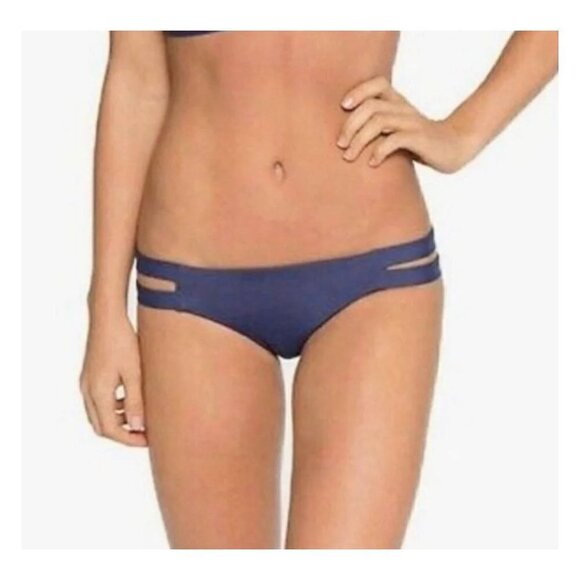 NWT Tavik Chloe Moderate Swim Bottom in Ombre Blue - XS - Picture 1 of 8